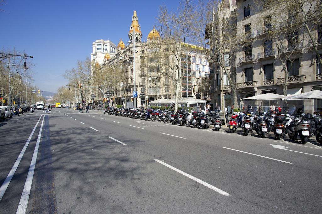 Letsgo Paseo De Gracia Barcelona Exterior foto